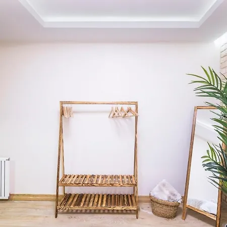 Apartman Elegant 2 Bedroom Duplex House With Garden In Cihangir Isztambul